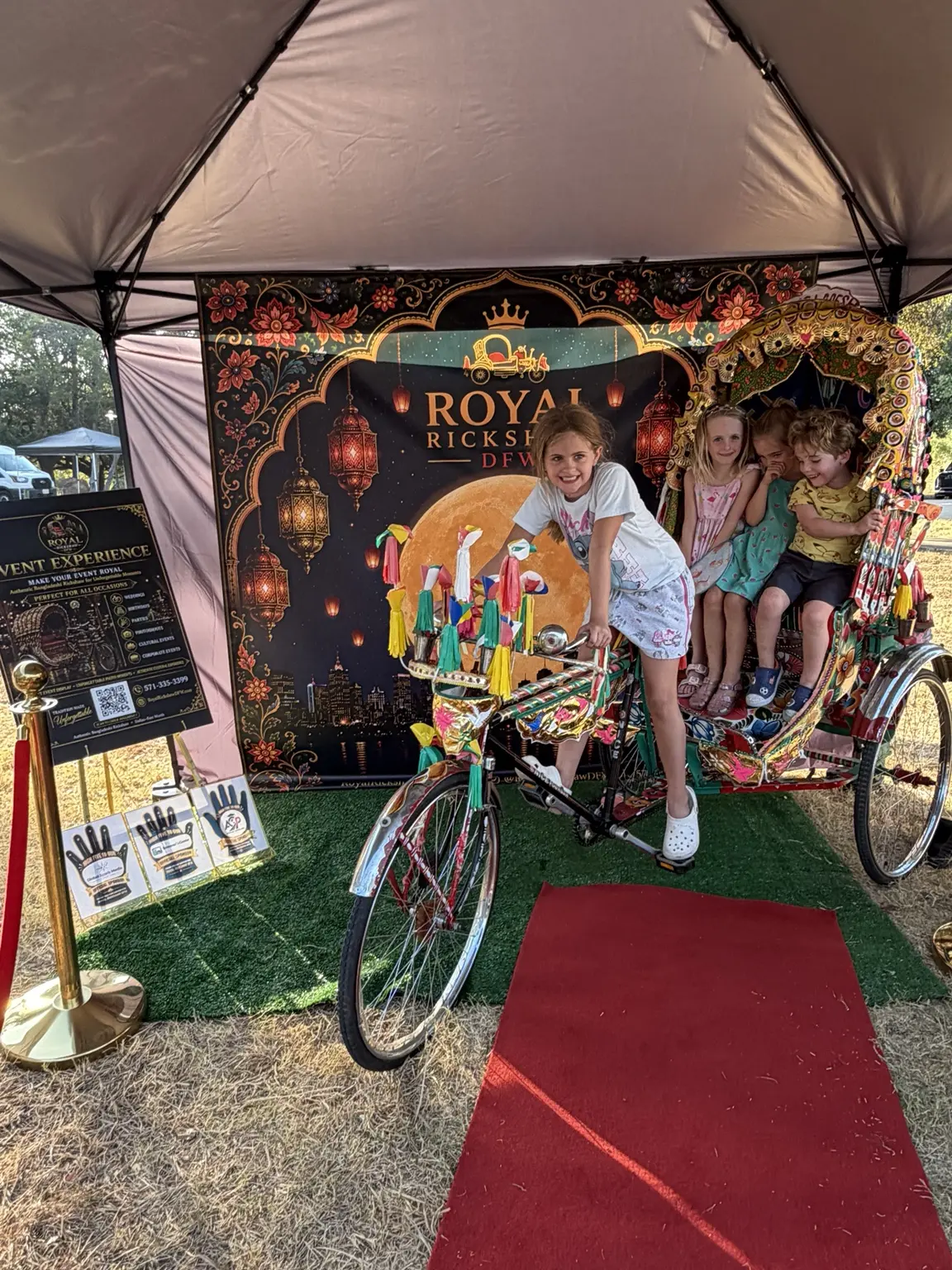 Children enjoying a hands-on Royal Rickshaw DFW cultural experience